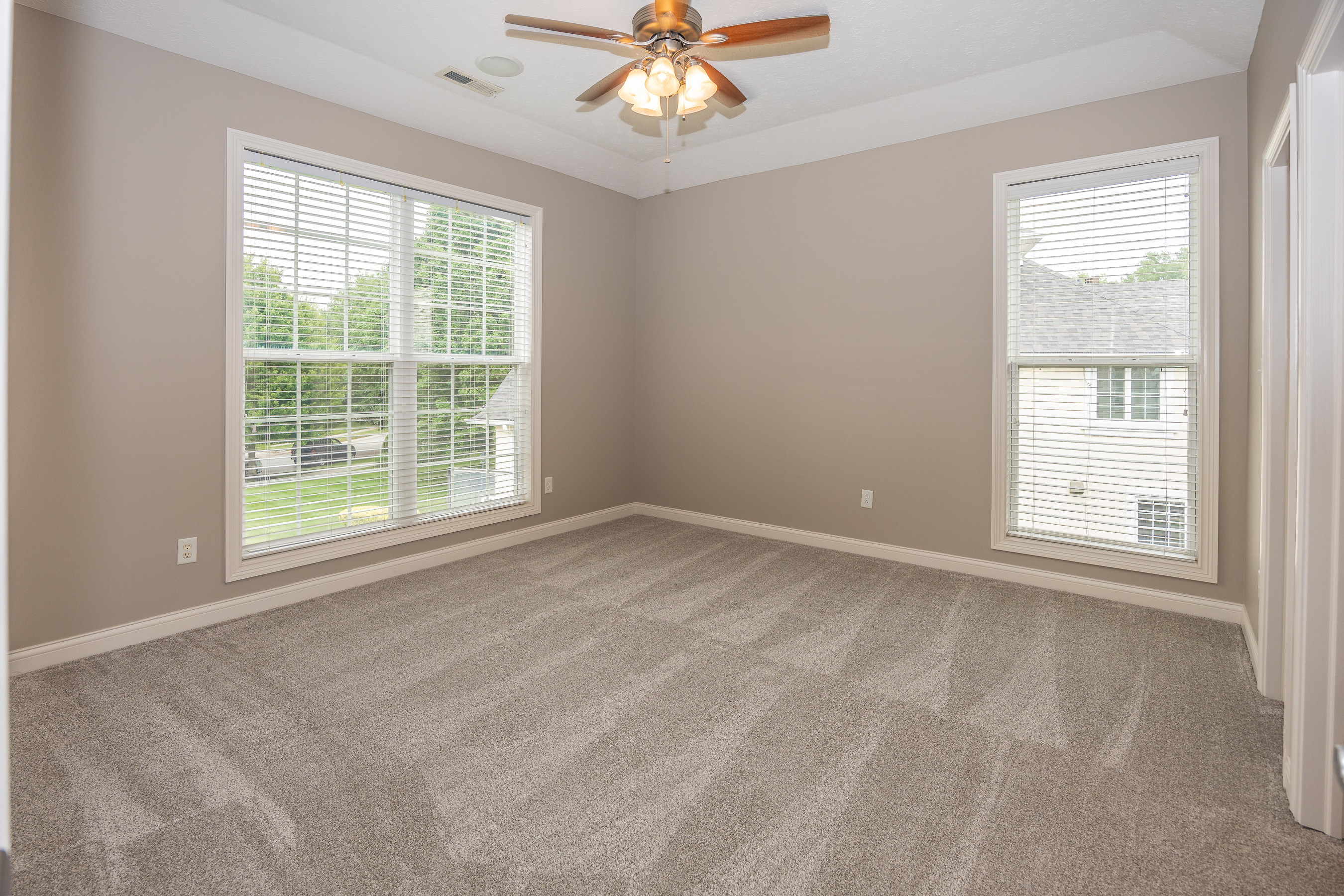 Bedroom before virtual staging